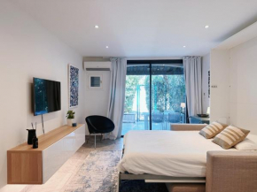 Studio moderne dans le golfe de Saint-Tropez